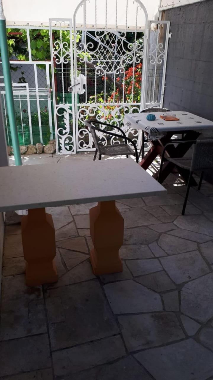Apartmani Kalinic Bijela Rom bilde