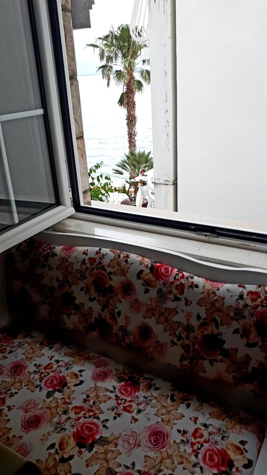 Apartmani Kalinic Bijela Rom bilde